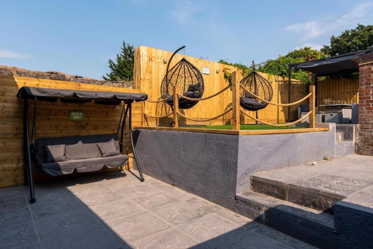 Cosy Cardiff Apartments - Garden Lounge Exterior foto